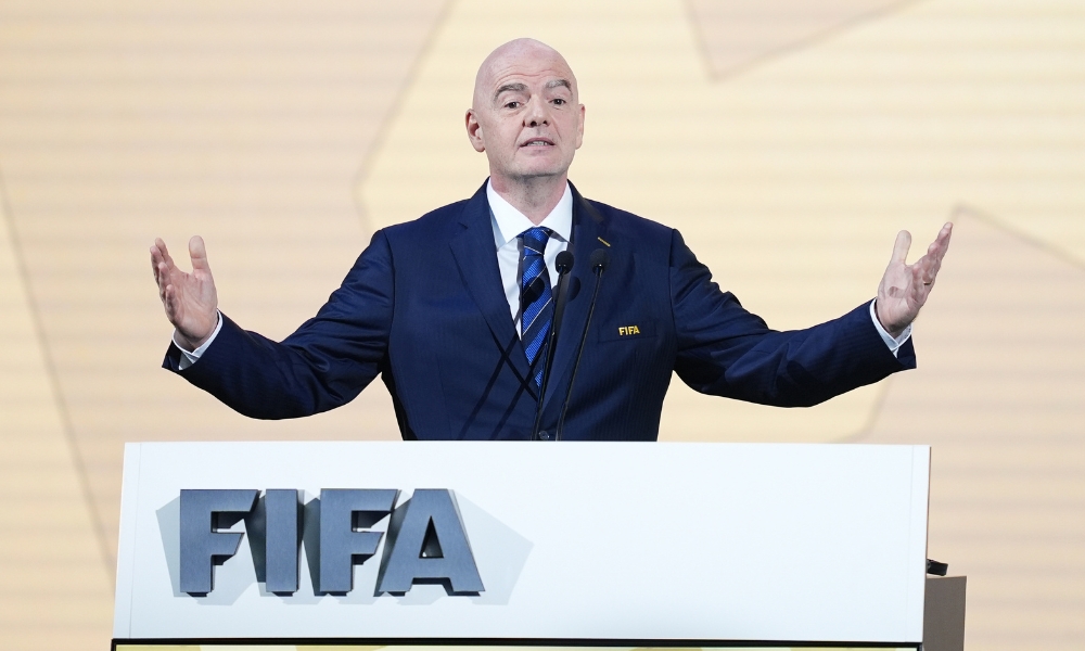 借其主场优 借其主场优